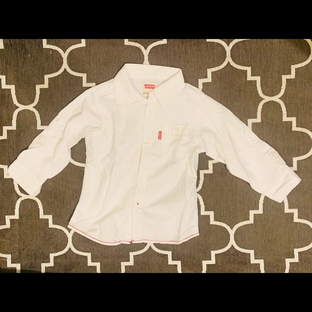 LEVIS kids long sleeve button down -button pocket.